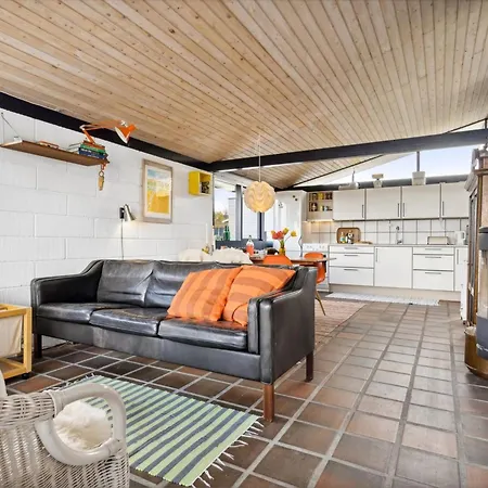 Malena - 175m From The Sea By Interhome בית נופש Allingåbro